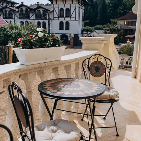 Ludwig Hotel Shaian